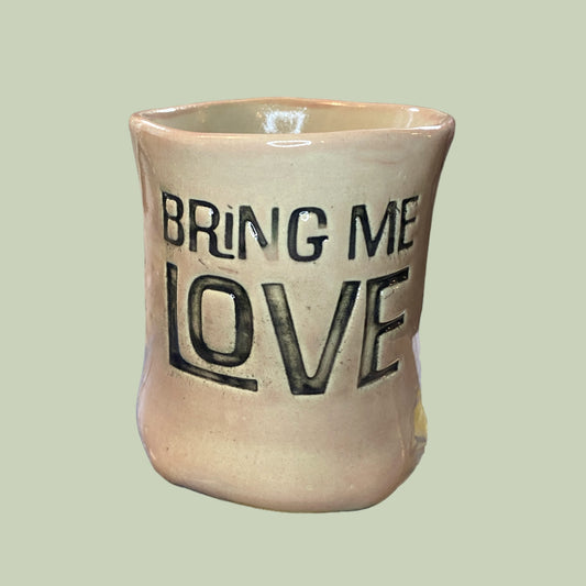Håndformet krus, BRING ME LOVE, nr 1