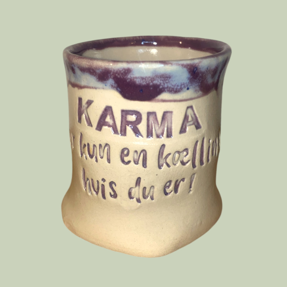 Håndformet krus, Karma, nr 2