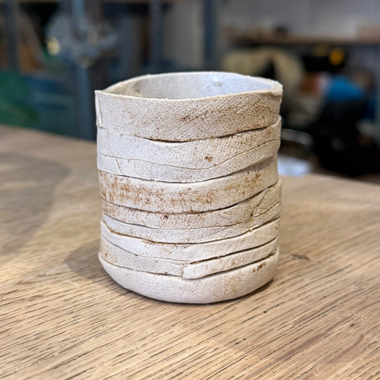 Unik og håndformet minivase/-holder