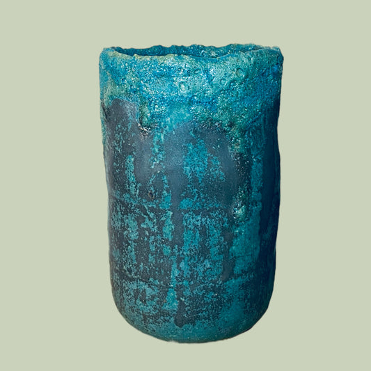 Unik håndformet slank potte/vase